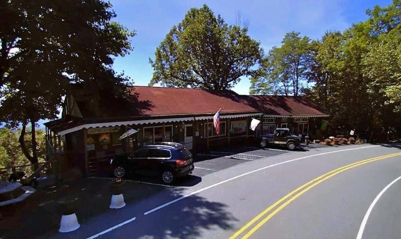 Alpine Inn Little Switzerland Εξωτερικό φωτογραφία