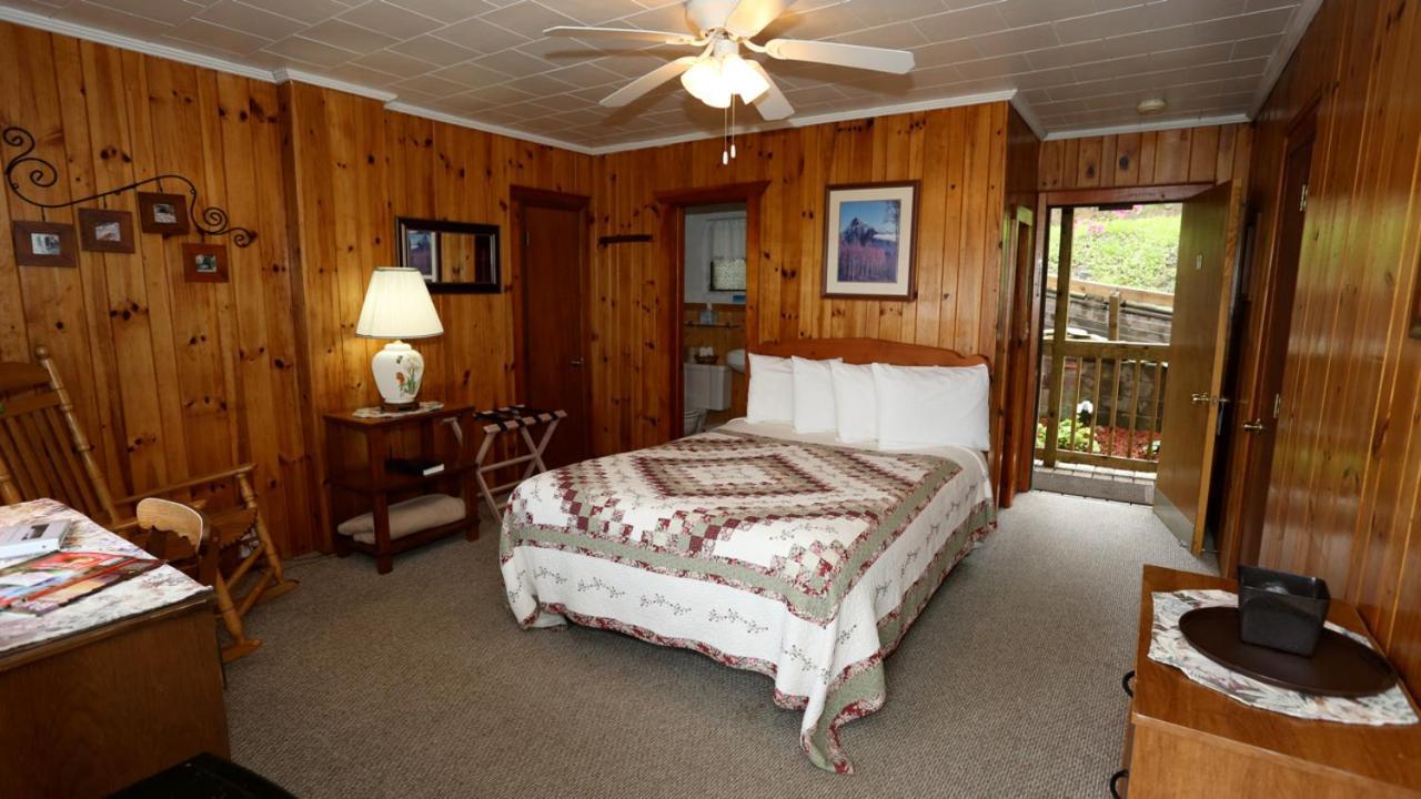 Alpine Inn Little Switzerland Εξωτερικό φωτογραφία