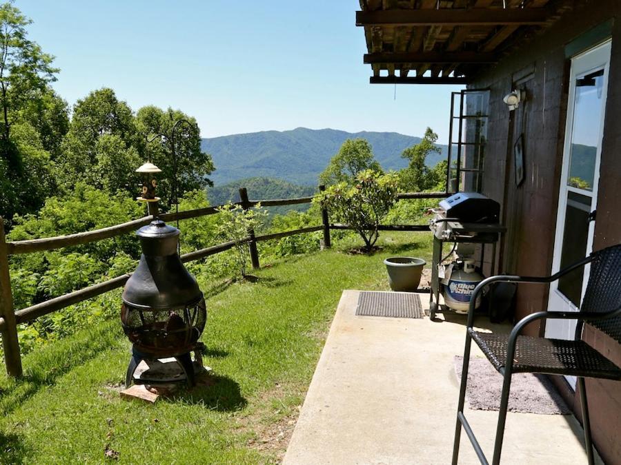 Alpine Inn Little Switzerland Εξωτερικό φωτογραφία