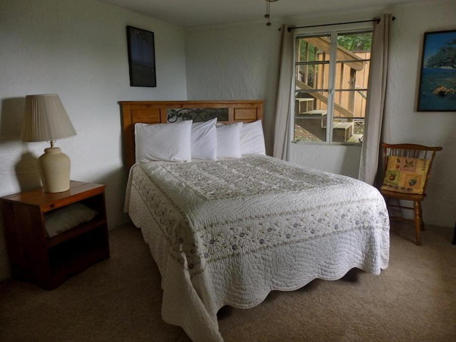 Alpine Inn Little Switzerland Εξωτερικό φωτογραφία
