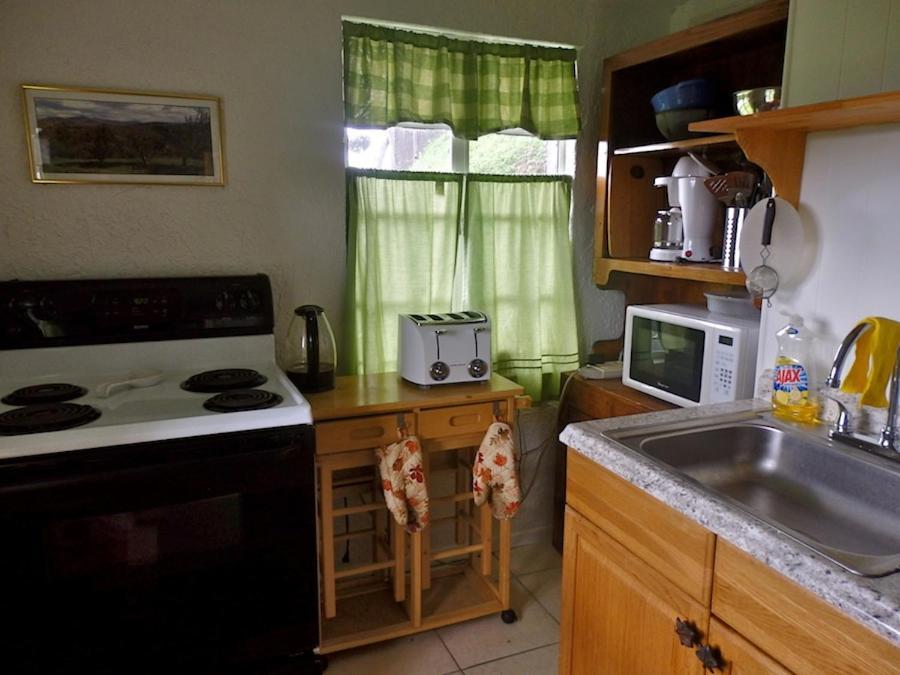 Alpine Inn Little Switzerland Εξωτερικό φωτογραφία